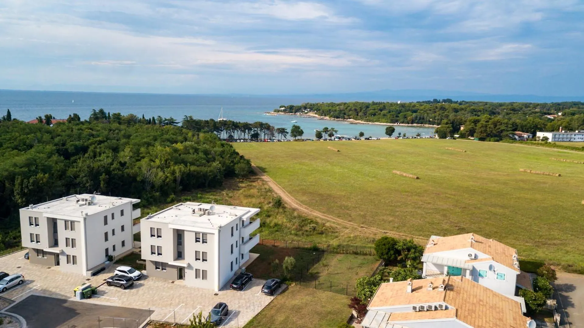 Apartament Baden Resort Basanija, Umag-With Sea View, Parking And 300M From The Beach Chorwacja