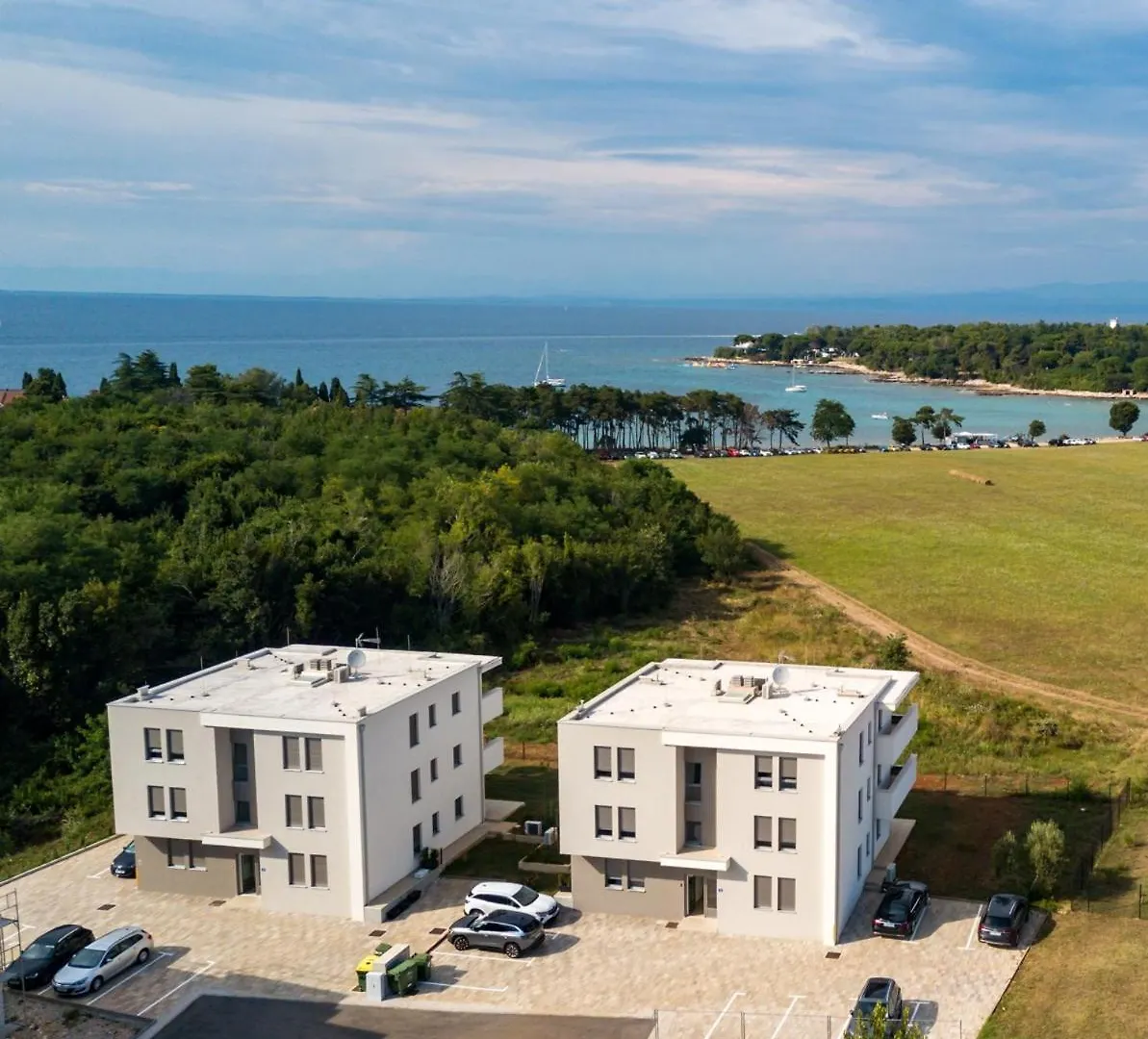 Baden Resort Basanija, Umag-With Sea View, Parking And 300M From The Beach
